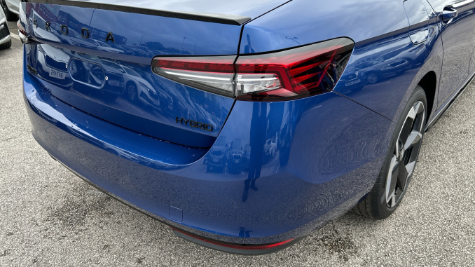 Skoda Superb 1.5 TSI e-TEC Sportline 5dr DSG Petrol Hatchback - Image 58